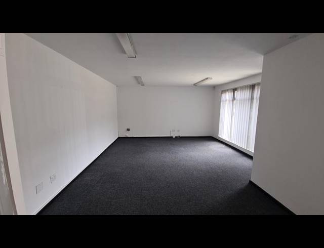 INDUSTRIAL PROPERTY TO RENT IN HALFWAY HOUSE